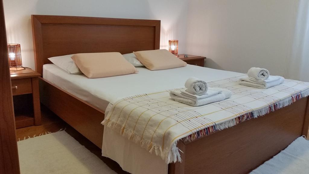 Luno Apartment Omiš Cameră foto