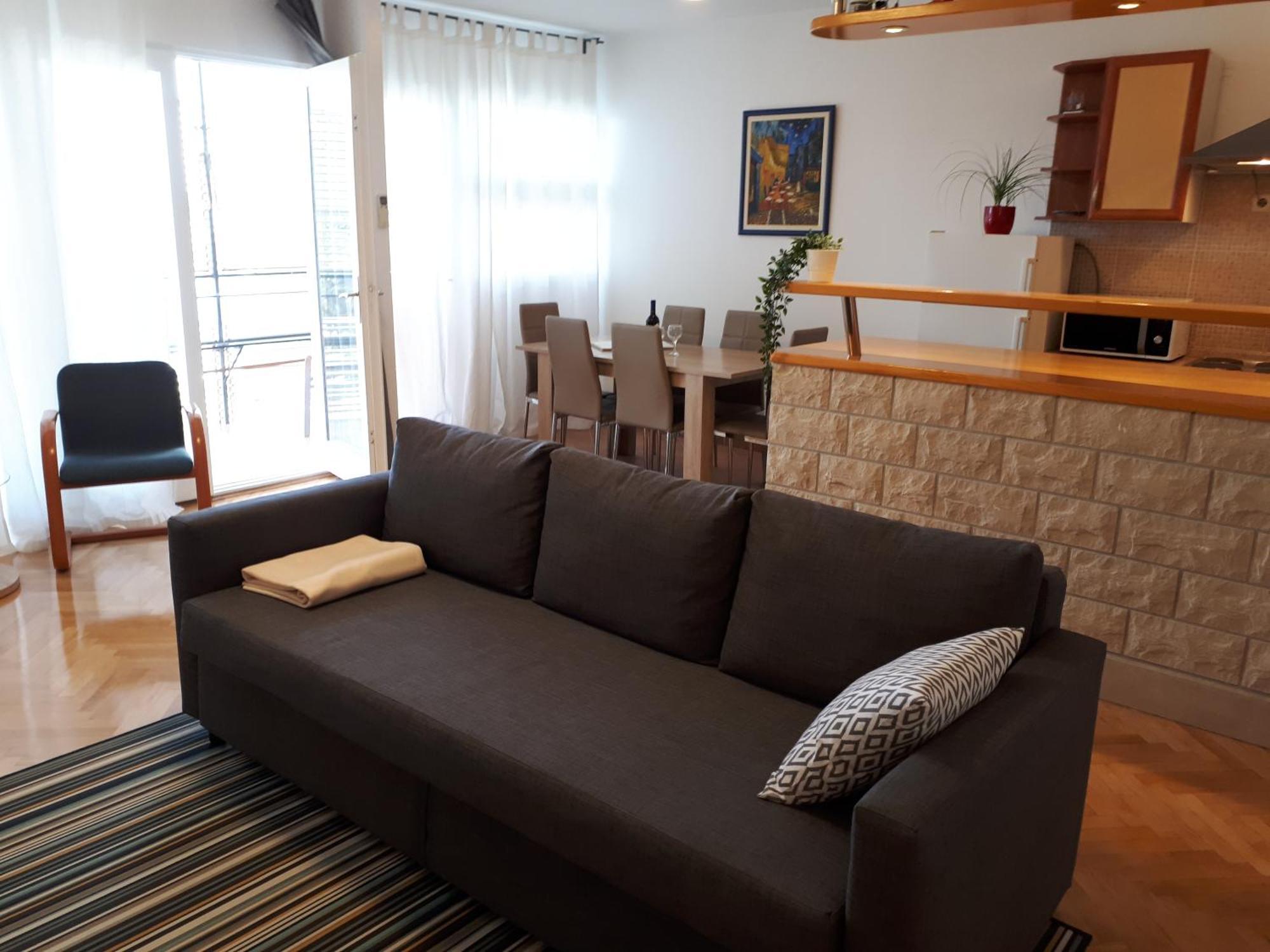 Luno Apartment Omiš Exterior foto
