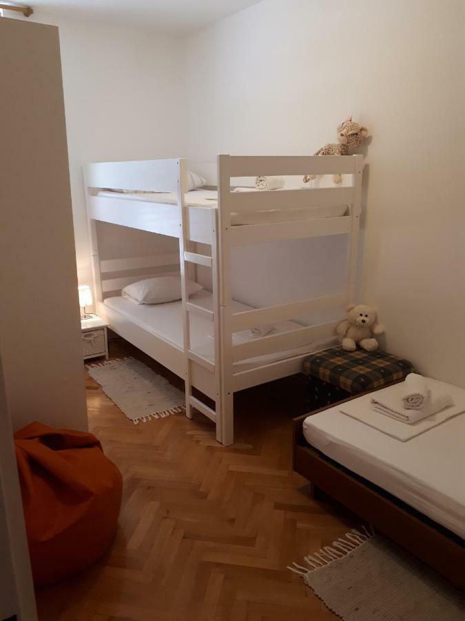 Luno Apartment Omiš Exterior foto